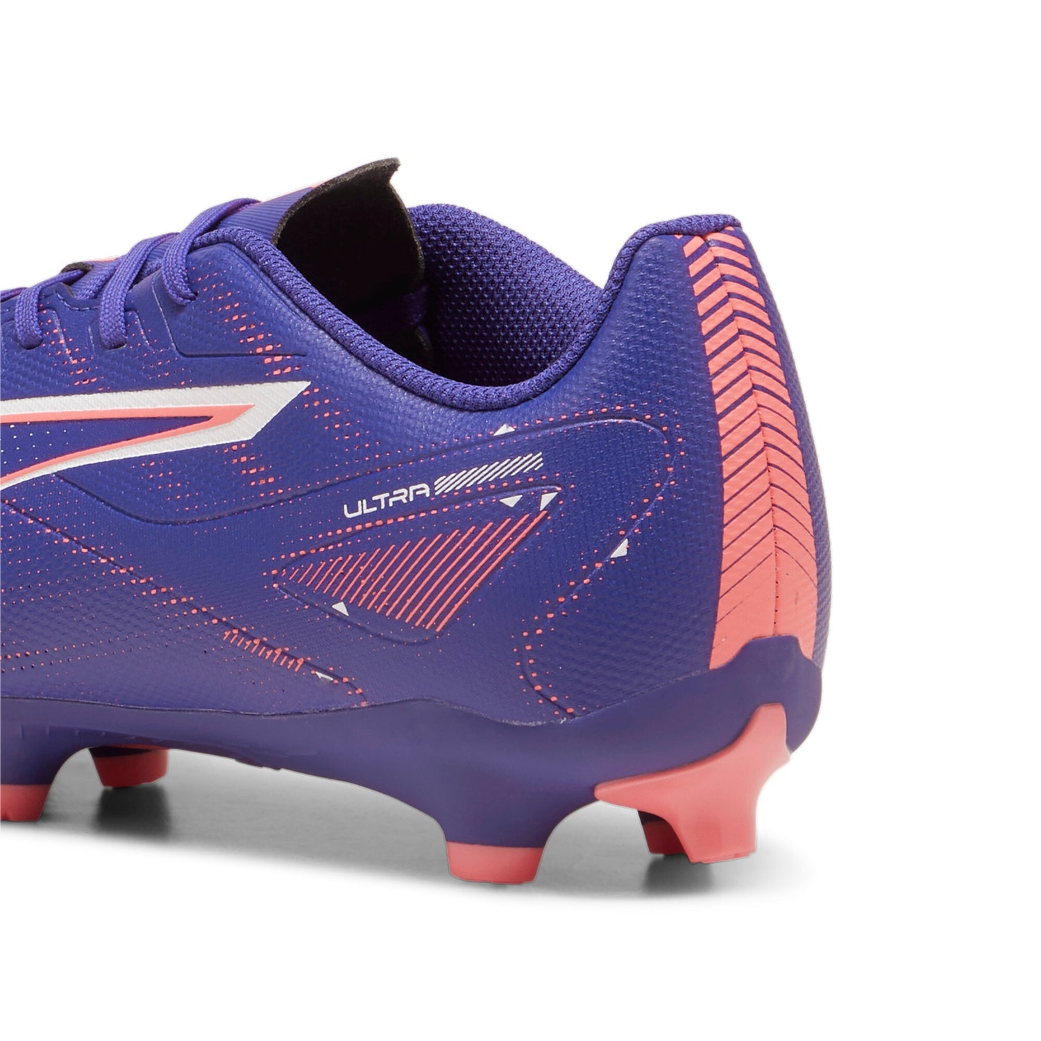 Puma Men's ULTRA 5 PLAY FG/AG Football Boots