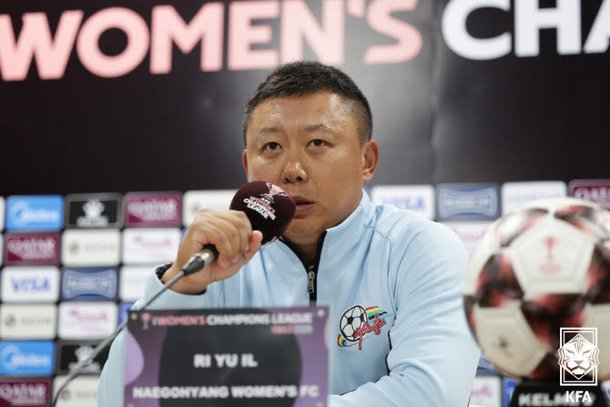 리유일 "경기에만 집중" vs 지소연 "물러서지 않을 것"