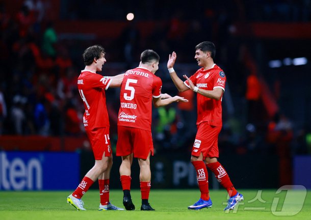 '손흥민 풀타임' LA FC, 톨루카에 0-4 완패…챔피언스컵 결승행 무산